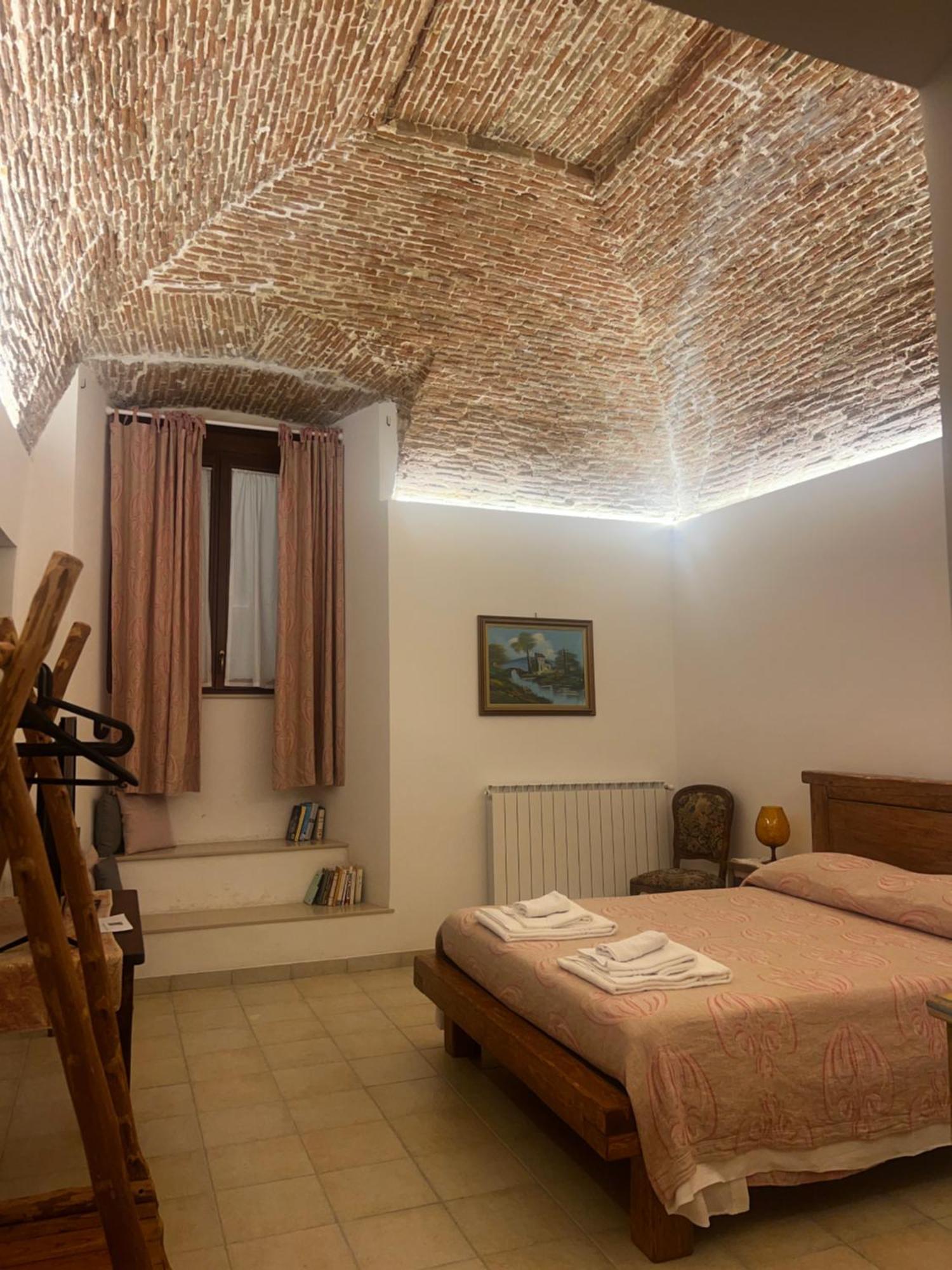 Vadolibera House Apartment L'Aquila Exterior photo